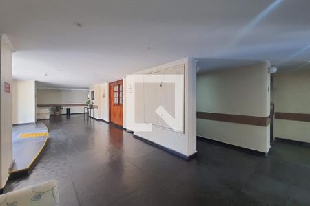 Apartamento à venda com 60m², 1 quarto e 1 vaga Apartamento à venda com 60m², 1 quarto e 1 vagaHall