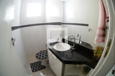 Banheiro de casa à venda com 3 quartos, 123m² em Vila Polopoli, São Paulo