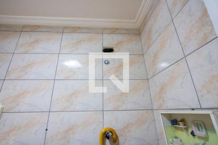 Casa à venda com 295m², 3 quartos e 3 vagasBanheiro social 2