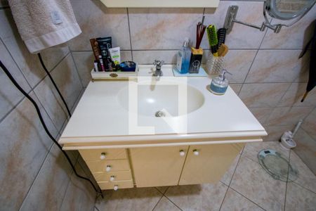 Casa à venda com 295m², 3 quartos e 3 vagasBanheiro social 2