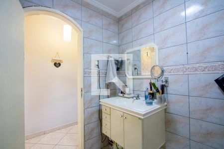 Casa à venda com 295m², 3 quartos e 3 vagasBanheiro social 2