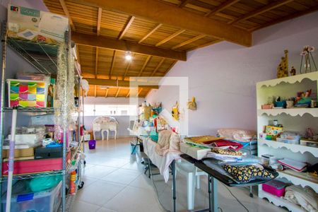 Casa à venda com 295m², 3 quartos e 3 vagasSótão