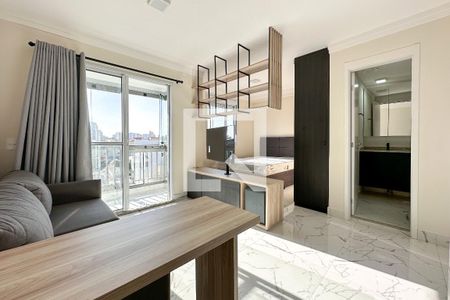 Sala de kitnet/studio para alugar com 1 quarto, 28m² em Água Branca, São Paulo