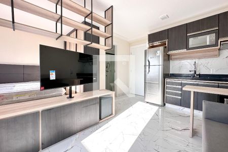 Sala de kitnet/studio para alugar com 1 quarto, 28m² em Água Branca, São Paulo