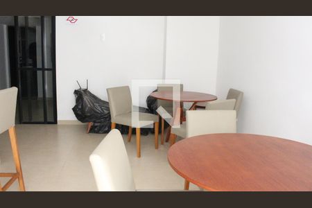 Studio à venda com 32m², 1 quarto e sem vagaÁrea comum - Salão de festas