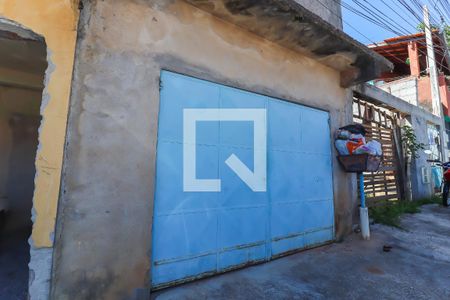 Casa à venda com 370m², 2 quartos e 4 vagasFachada