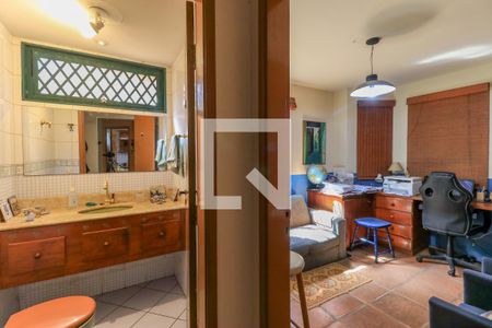 Casa à venda com 600m², 5 quartos e 4 vagasLavabo