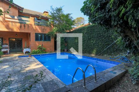 Casa à venda com 600m², 5 quartos e 4 vagasPiscina