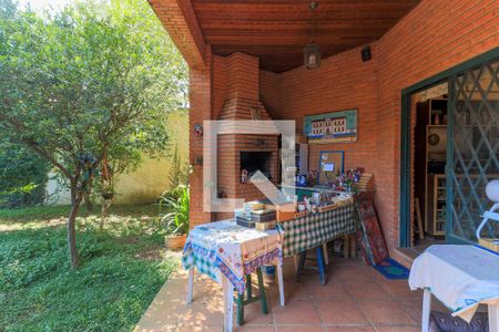 Casa à venda com 600m², 5 quartos e 4 vagasChurrasqueira