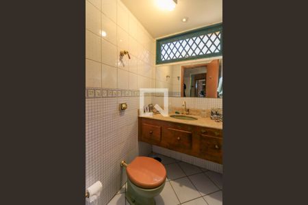 Casa à venda com 600m², 5 quartos e 4 vagasLavabo