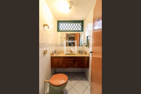 Casa à venda com 600m², 5 quartos e 4 vagasLavabo