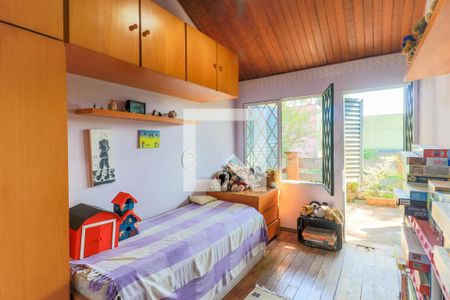 Casa à venda com 600m², 5 quartos e 4 vagasSuíte 4