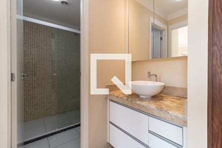 Banheiro  de apartamento à venda com 1 quarto, 48m² em Vila Dom Pedro I, São Paulo