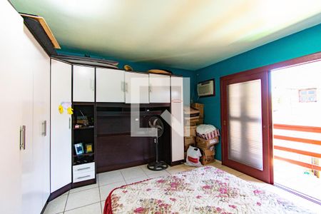 Casa à venda com 250m², 5 quartos e 4 vagas Casa à venda com 250m², 5 quartos e 4 vagasQuarto 4