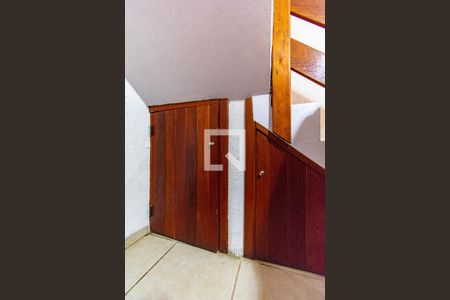 Detalhe  de casa à venda com 5 quartos, 250m² em Rio Branco, Canoas