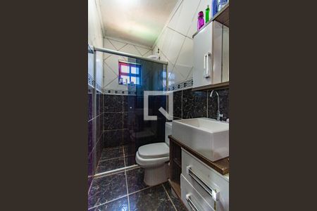 Casa à venda com 250m², 5 quartos e 4 vagas Casa à venda com 250m², 5 quartos e 4 vagasBanheiro