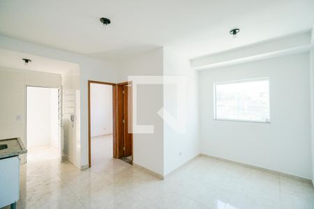 Sala e cozinha de apartamento para alugar com 1 quarto, 40m² em Vila Esperança, São Paulo