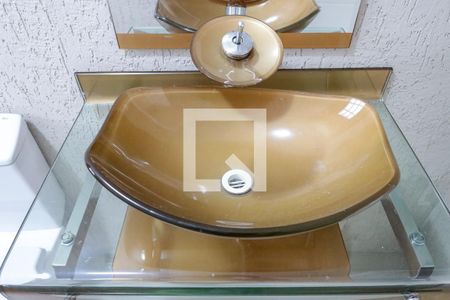 Lavabo de casa para alugar com 3 quartos, 140m² em Parque Edu Chaves, São Paulo