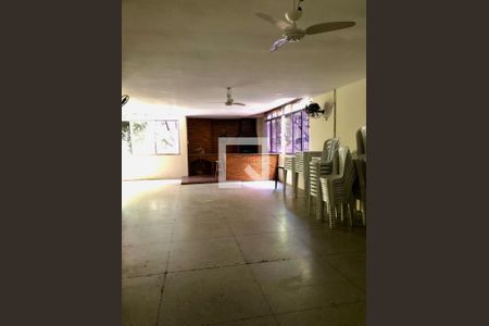 Apartamento para alugar com 55m², 2 quartos e 1 vaga Apartamento para alugar com 55m², 2 quartos e 1 vagaÁrea comum - Salão de festas