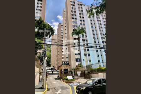 Apartamento para alugar com 55m², 2 quartos e 1 vaga Apartamento para alugar com 55m², 2 quartos e 1 vagaFachada e portaria