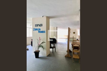 Apartamento para alugar com 55m², 2 quartos e 1 vaga Apartamento para alugar com 55m², 2 quartos e 1 vagaÁrea comum - Playground
