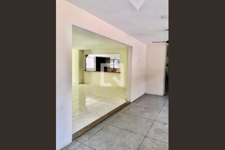 Apartamento para alugar com 55m², 2 quartos e 1 vaga Apartamento para alugar com 55m², 2 quartos e 1 vagaÁrea comum - Salão de festas