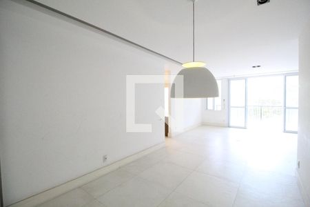 Apartamento à venda com 150m², 4 quartos e 2 vagasSala