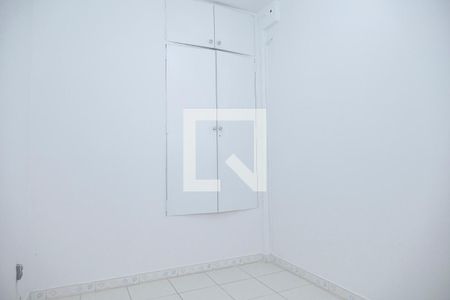 Apartamento para alugar com 82m², 2 quartos e 1 vaga Apartamento para alugar com 82m², 2 quartos e 1 vagaQuarto de Serviço