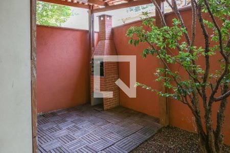 Casa de condomínio à venda com 144m², 3 quartos e 2 vagasÁrea comum - Churrasqueira