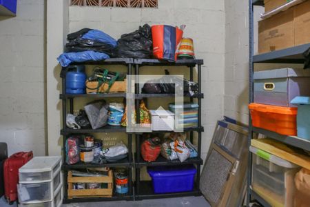 Casa de condomínio à venda com 144m², 3 quartos e 2 vagasDepósito 2