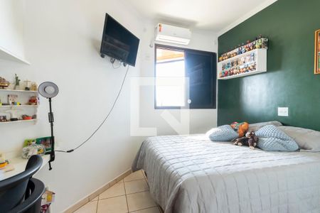 Apartamento para alugar com 167m², 3 quartos e 2 vagasQuarto 2