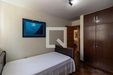 Apartamento para alugar com 136m², 3 quartos e 1 vaga Apartamento para alugar com 136m², 3 quartos e 1 vagaQuarto 1
