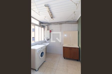 Apartamento para alugar com 136m², 3 quartos e 1 vaga Apartamento para alugar com 136m², 3 quartos e 1 vagaÁrea de serviço