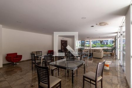 Apartamento para alugar com 136m², 3 quartos e 1 vaga Apartamento para alugar com 136m², 3 quartos e 1 vagaÁrea comum do prédio - Salão de festas