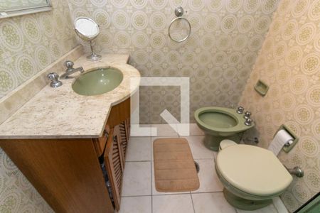 Apartamento para alugar com 136m², 3 quartos e 1 vaga Apartamento para alugar com 136m², 3 quartos e 1 vagaBanheiro Social