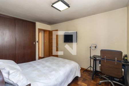 Apartamento para alugar com 136m², 3 quartos e 1 vaga Apartamento para alugar com 136m², 3 quartos e 1 vagaSuíte 1