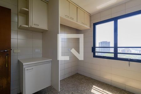 Apartamento à venda com 233m², 4 quartos e 4 vagasCozinha