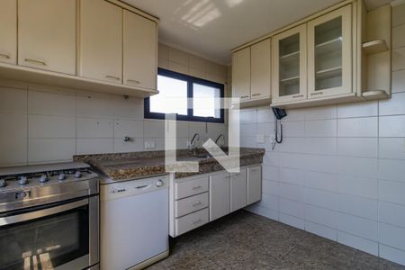 Apartamento à venda com 233m², 4 quartos e 4 vagasCozinha