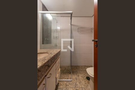 Apartamento à venda com 233m², 4 quartos e 4 vagasBanheiro