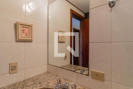 Apartamento à venda com 233m², 4 quartos e 4 vagasBanheiro