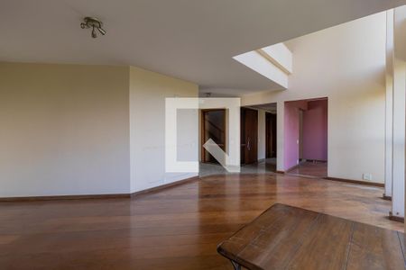 Sala de apartamento à venda com 4 quartos, 233m² em Vila Suzana, São Paulo