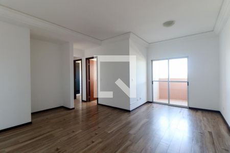 Apartamento para alugar com 96m², 3 quartos e 1 vagaSala