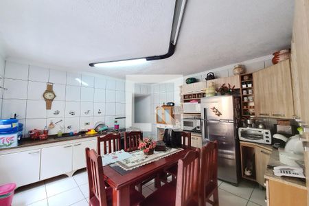 Casa à venda com 140m², 2 quartos e 3 vagasCozinha