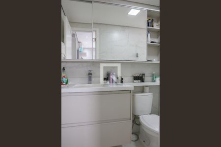 Apartamento para alugar com 100m², 2 quartos e 2 vagasBanheiro da Suíte 1