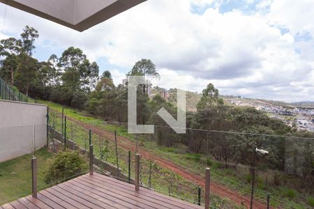 Casa de condomínio à venda com 453m², 4 quartos e 4 vagasvaranda suite 1