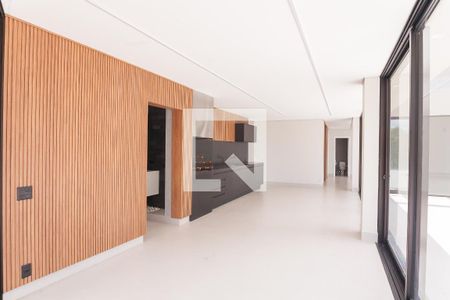 Casa de condomínio à venda com 453m², 4 quartos e 4 vagasChurrasqueira