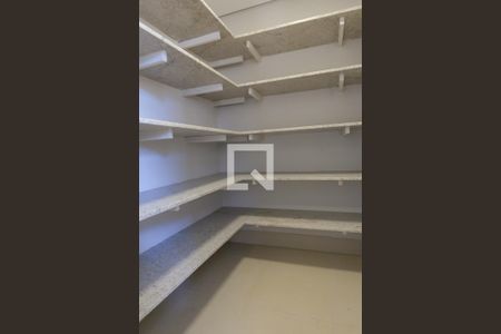 Casa de condomínio à venda com 453m², 4 quartos e 4 vagasDespensa