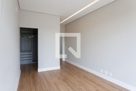 Casa de condomínio à venda com 453m², 4 quartos e 4 vagassuite master