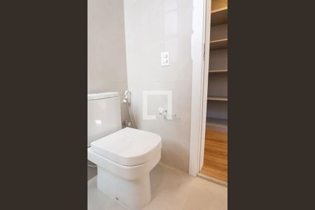 Casa de condomínio à venda com 453m², 4 quartos e 4 vagasbanheiro suite 2