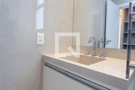 Casa de condomínio à venda com 453m², 4 quartos e 4 vagasbanheiro suite 2